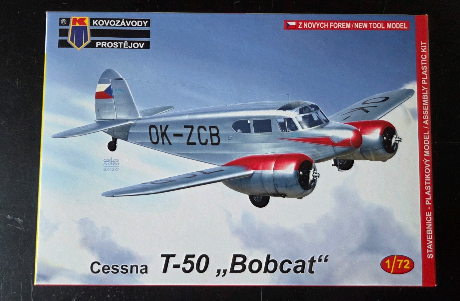 Kovozávody  (KP)  Cessna T-50 "Bobcat" 1:72 NL Decals, Overige merken, 1:72 tot 1:144, Ophalen of Verzenden, Zo goed als nieuw