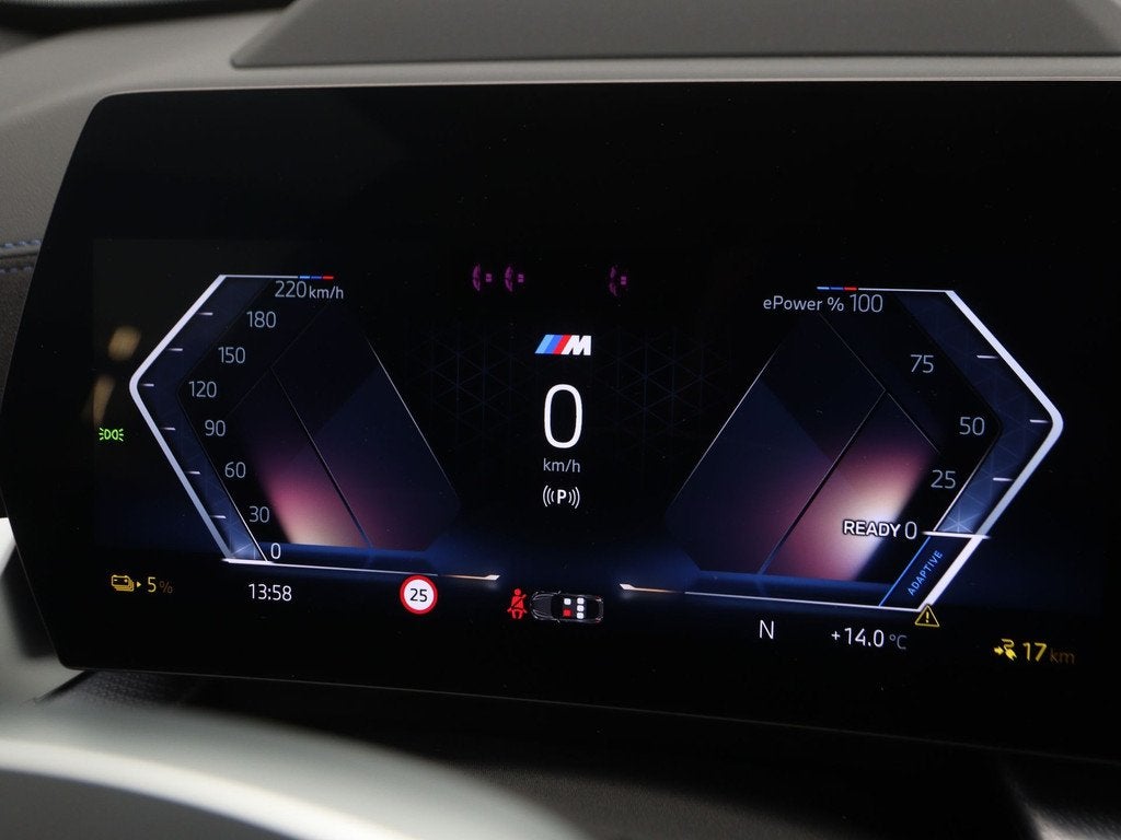 BMW iX2 eDrive20 67 kWh M Sport Edition (bj 2026, automaat), Auto's, BMW, IX2, Met garantie (alle), 24 min, Automatische klimaatregeling