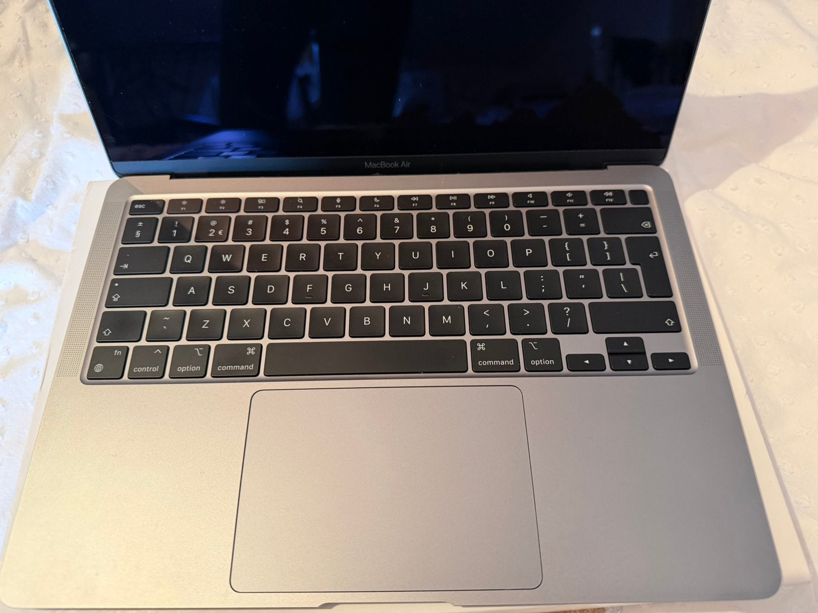 MacBook Air m1 8gb 1tb opslag scherm defect, Computers en Software, 1 TB of meer, 13 inch, Ophalen of Verzenden, Zo goed als nieuw