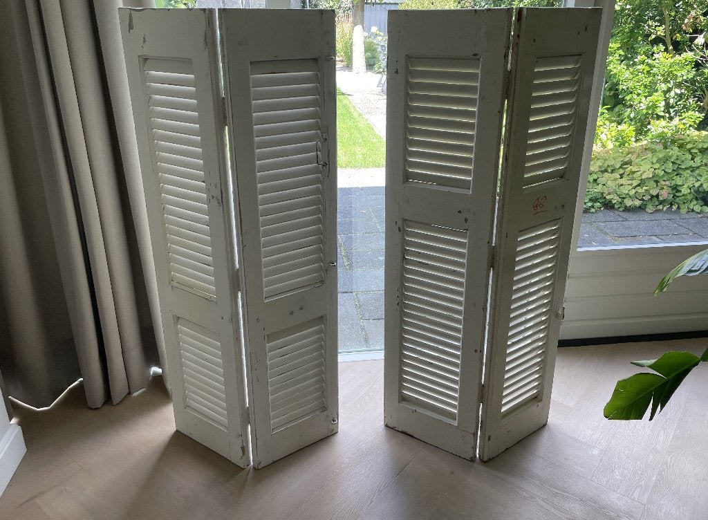 2 Brocante Louvre luiken afmetingen 132x63 massief hardhout, Ophalen