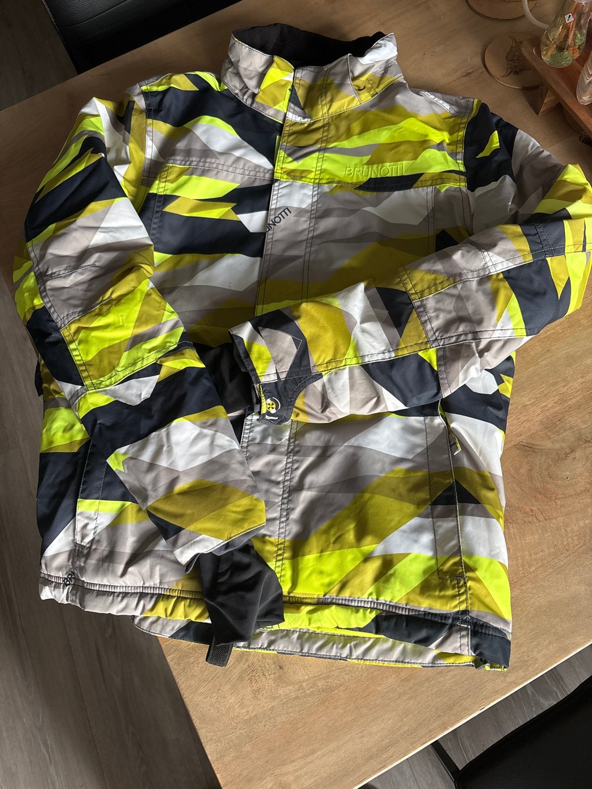 Brunotti ski-jas/winterjas - Maat 176, Ophalen, Zo goed als nieuw, Maat 34 (XS) of kleiner, Jack