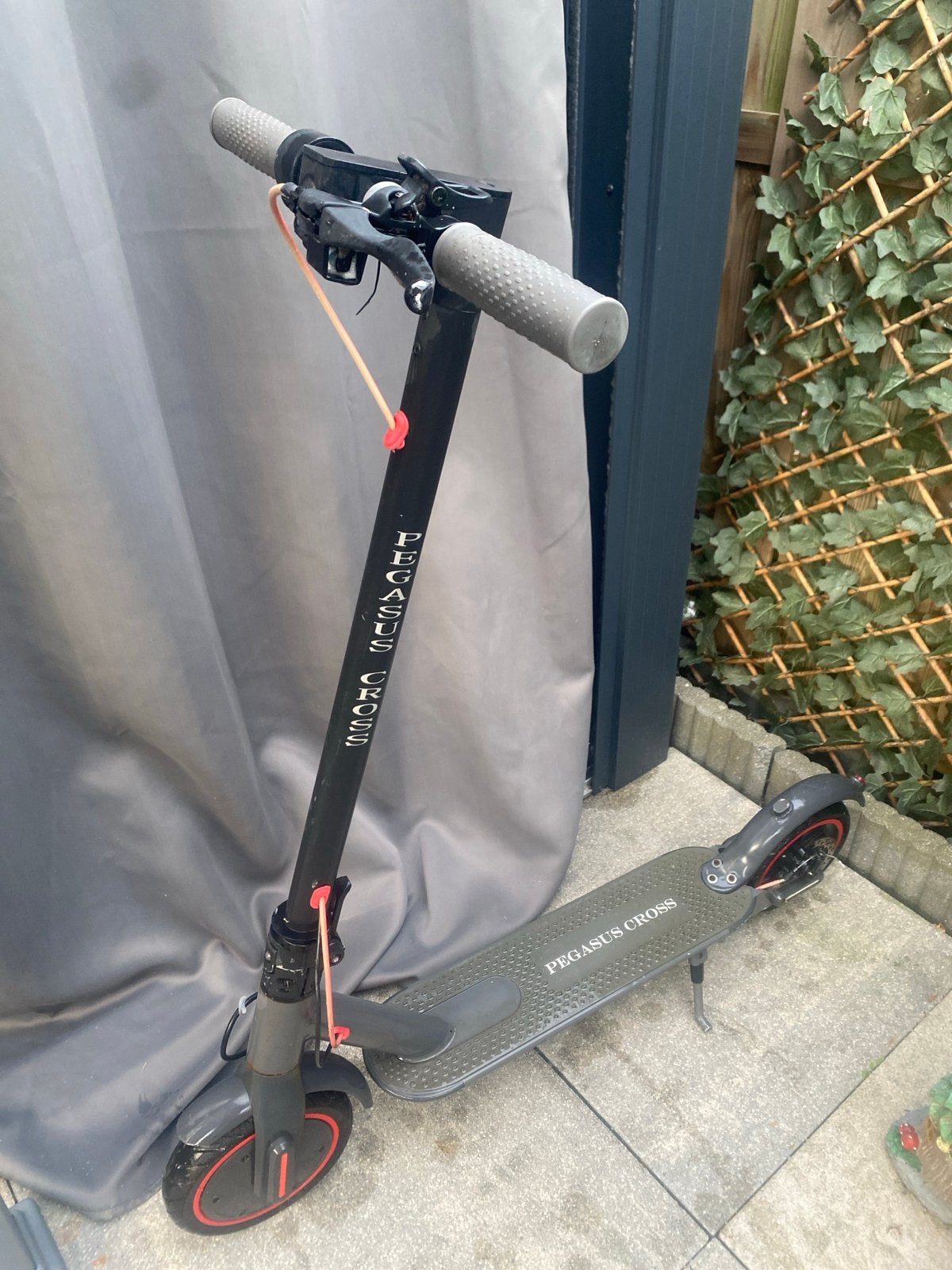 Elektrische step Pegasus Cross - defect, zonder oplader, Ophalen, Gebruikt, Elektrische step (E-scooter)