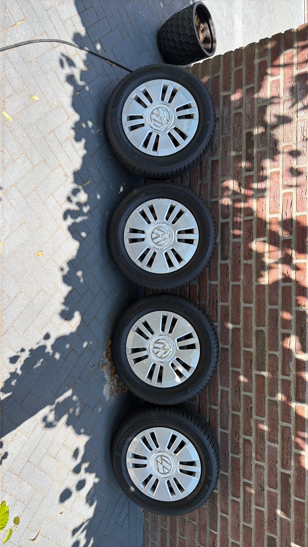 Velgen met wieldoppen 14 inch, Auto diversen, Wieldoppen, Ophalen, Zo goed als nieuw