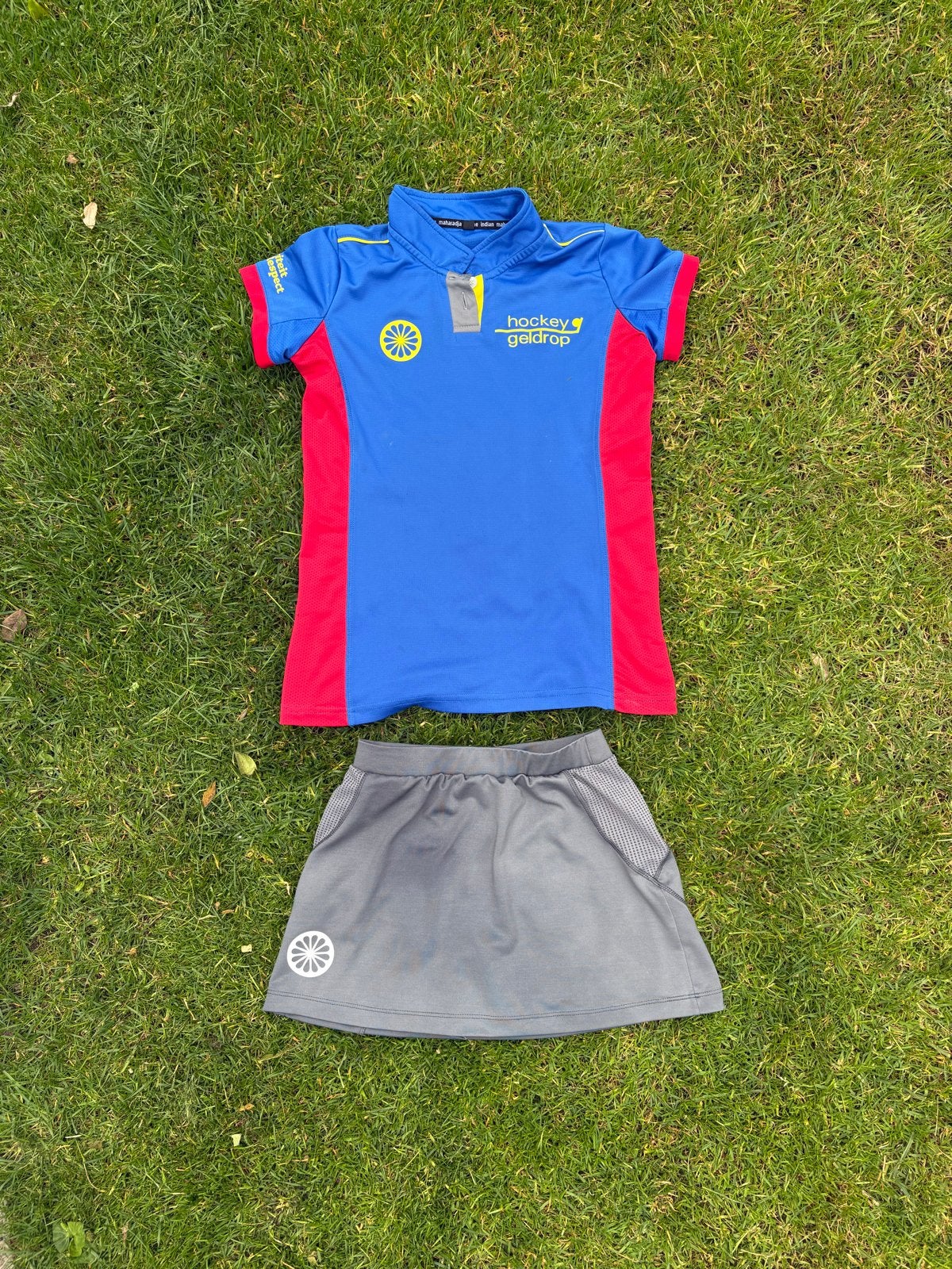 Hockey shirt Geldrop maat 164 en rokje maat 140, Ophalen of Verzenden, Gebruikt, Kleding