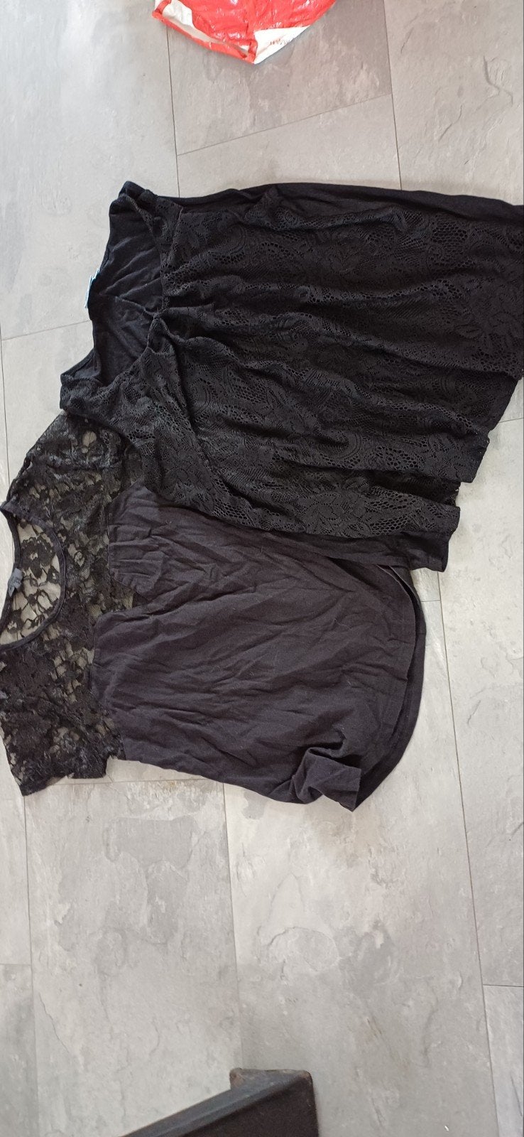 Tka 2 shirtje,s staat l meer m, Zwart, Ophalen of Verzenden, Zo goed als nieuw, Korte mouw