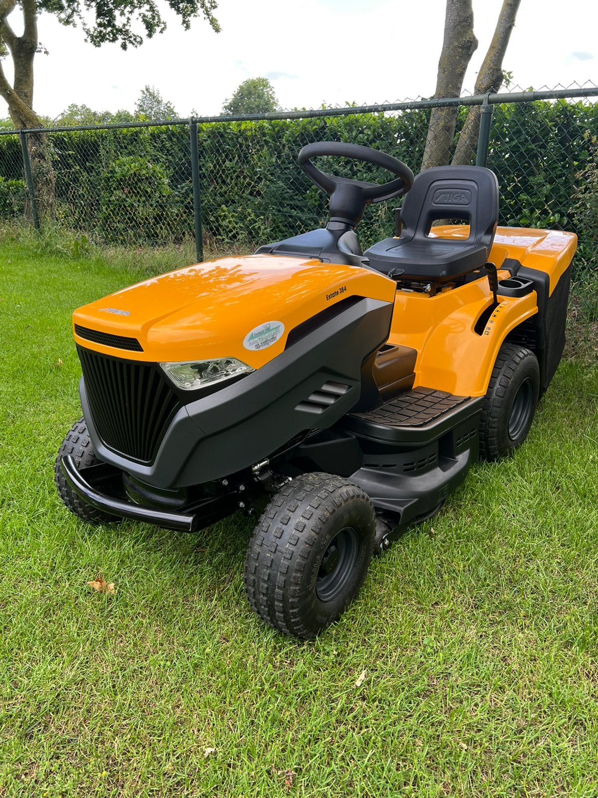 Als nieuw! Stiga Estate Tornado 384 zitmaaier, hydrostaat, Tuin en Terras, Zitmaaiers, Stiga, Estate, Zweden, Info@stiga.se