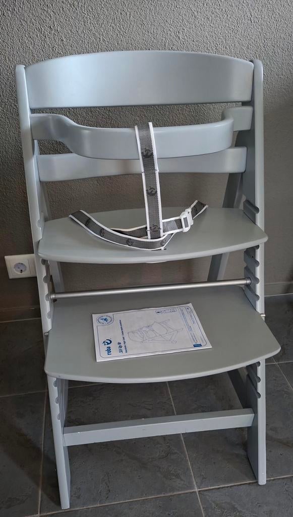 Roba Sit up kinderstoel grijs, Kinderen en Baby's, Kinderstoelen, Gebruikt, Overige typen, Aanschuifbaar, Gordel(s), Ophalen
