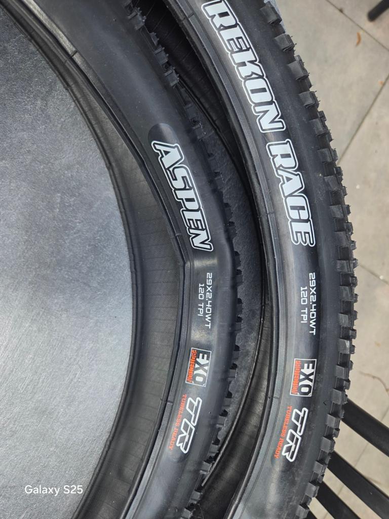 Set maxxis rekon-aspen 2.4, Ophalen of Verzenden