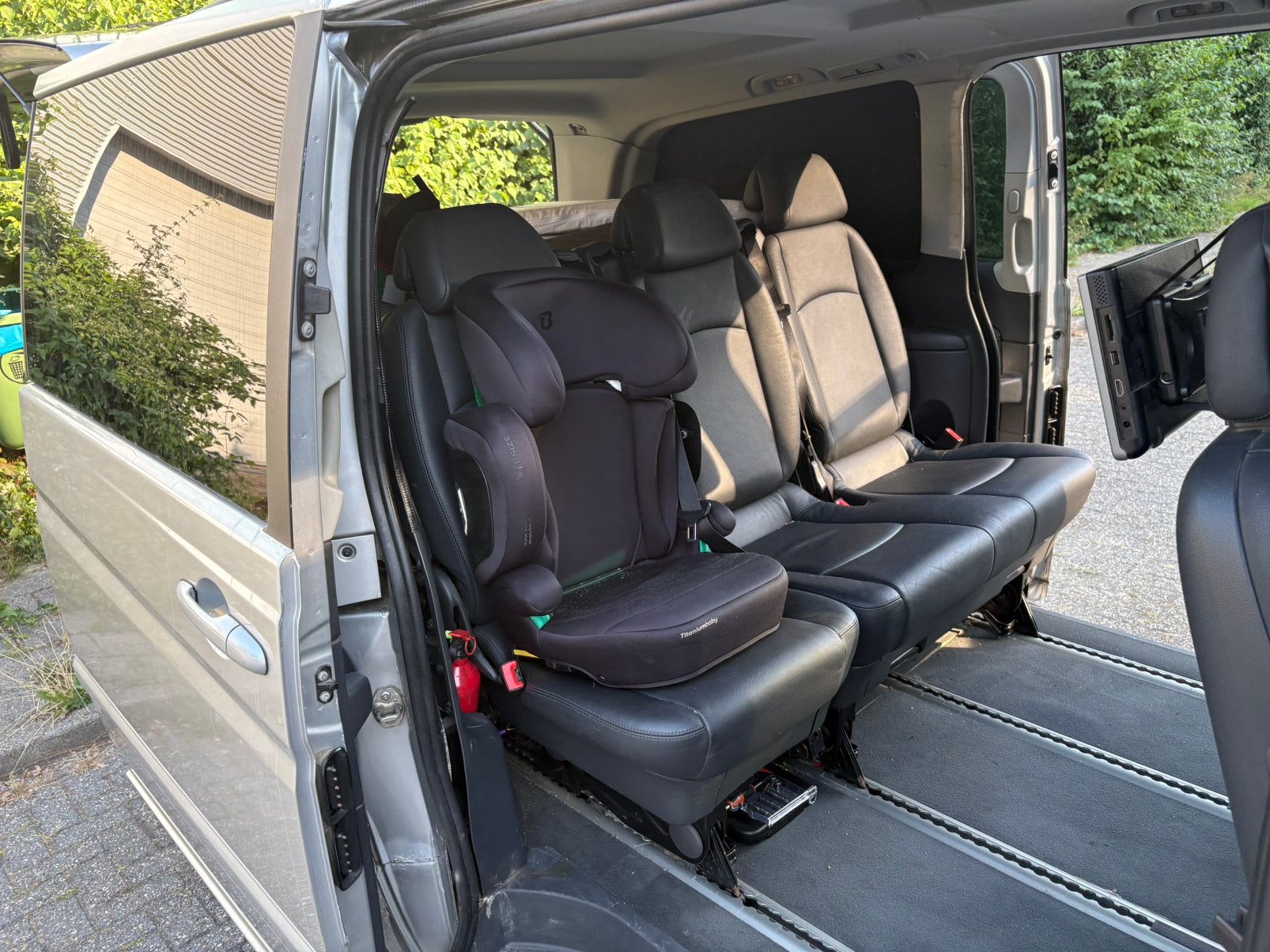 Mercedes Vito/Viano achterband Leer 3 zits, Ophalen of Verzenden