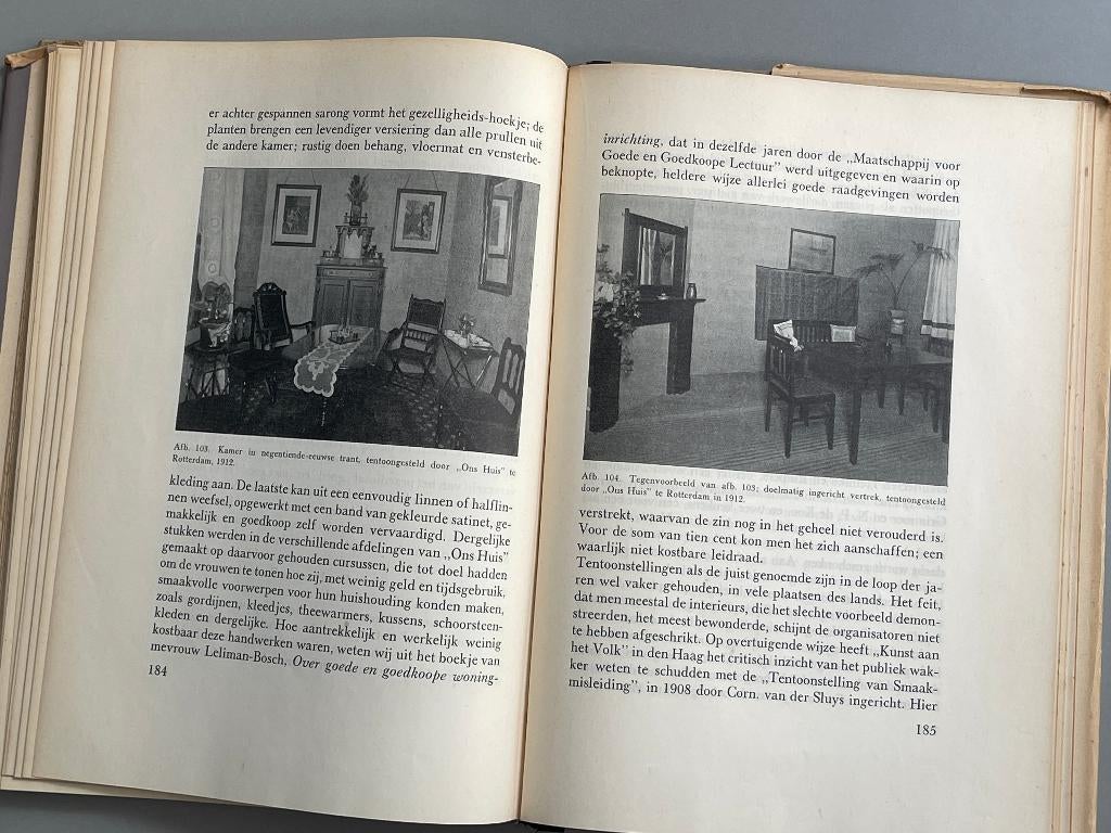 Een eeuw Nederlandse woning - (1941) Petra Clarijs, Ophalen of Verzenden