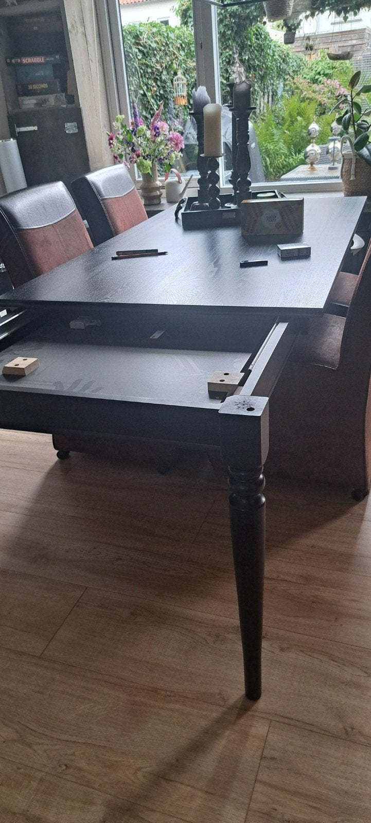 uitschuifbare eettafel, zwart, Ophalen, Gebruikt, Modern, functioneel, 50 tot 100 cm