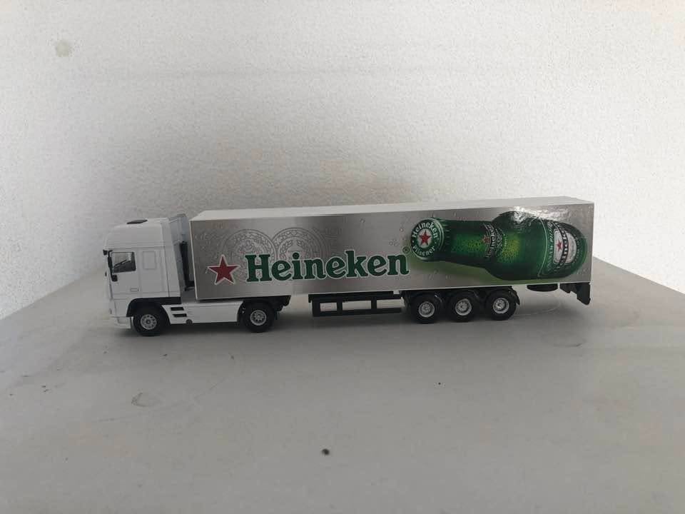 heineken schaalmodel 1:50   vrachtwagen1, Ophalen of Verzenden, Zo goed als nieuw, Heineken