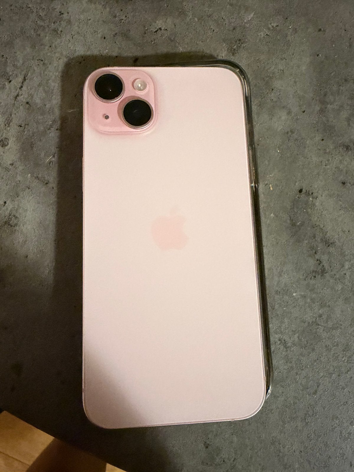 Foto 2 van Iphone 15 plus
