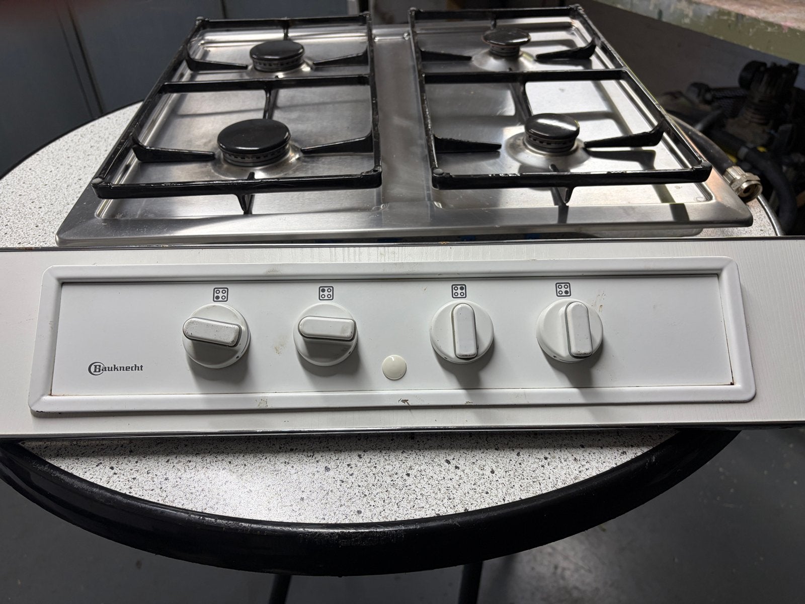 Bauknecht Gaskookplaat 4 Pits met Frontbediening, Witgoed en Apparatuur, Ophalen, Gebruikt, 4 kookzones, Inbouw