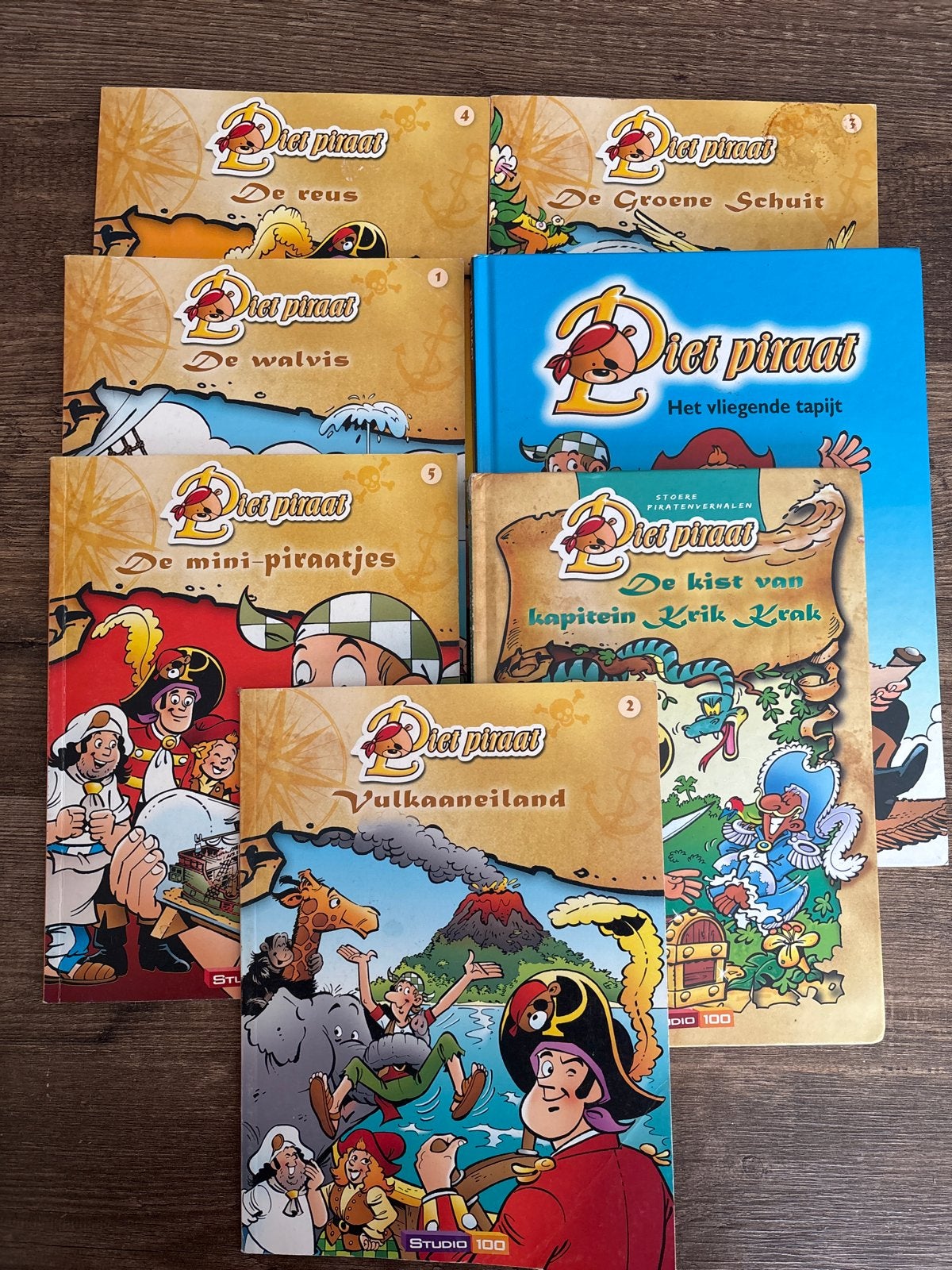 Piet Piraat boeken - 2 hardcovers en 5 softcovers, Ophalen of Verzenden, Gelezen, Fictie algemeen