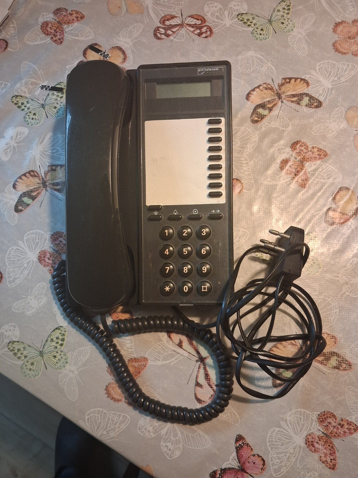 Vintage Bureautelefoon grote Toetsen PTT, Telecommunicatie, Ophalen of Verzenden