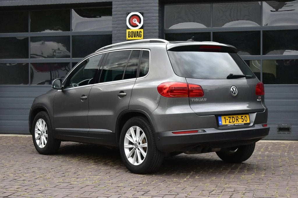 Volkswagen Tiguan 1.4 TSI Sport & Style € 14.950,00, Euro 6, 4 cilinders, 160 pk, Alcantara