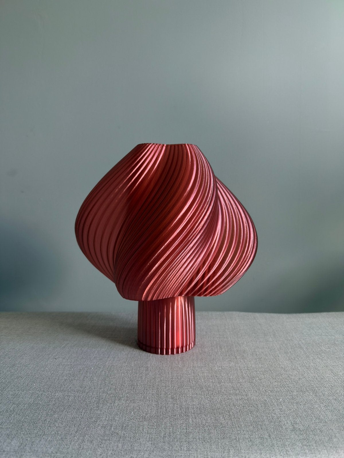 Lamp - VELORA OBJECR 01 / BLOOM - Burgundy, Kunststof, 27 cm, Nieuw, Sfeerlamp