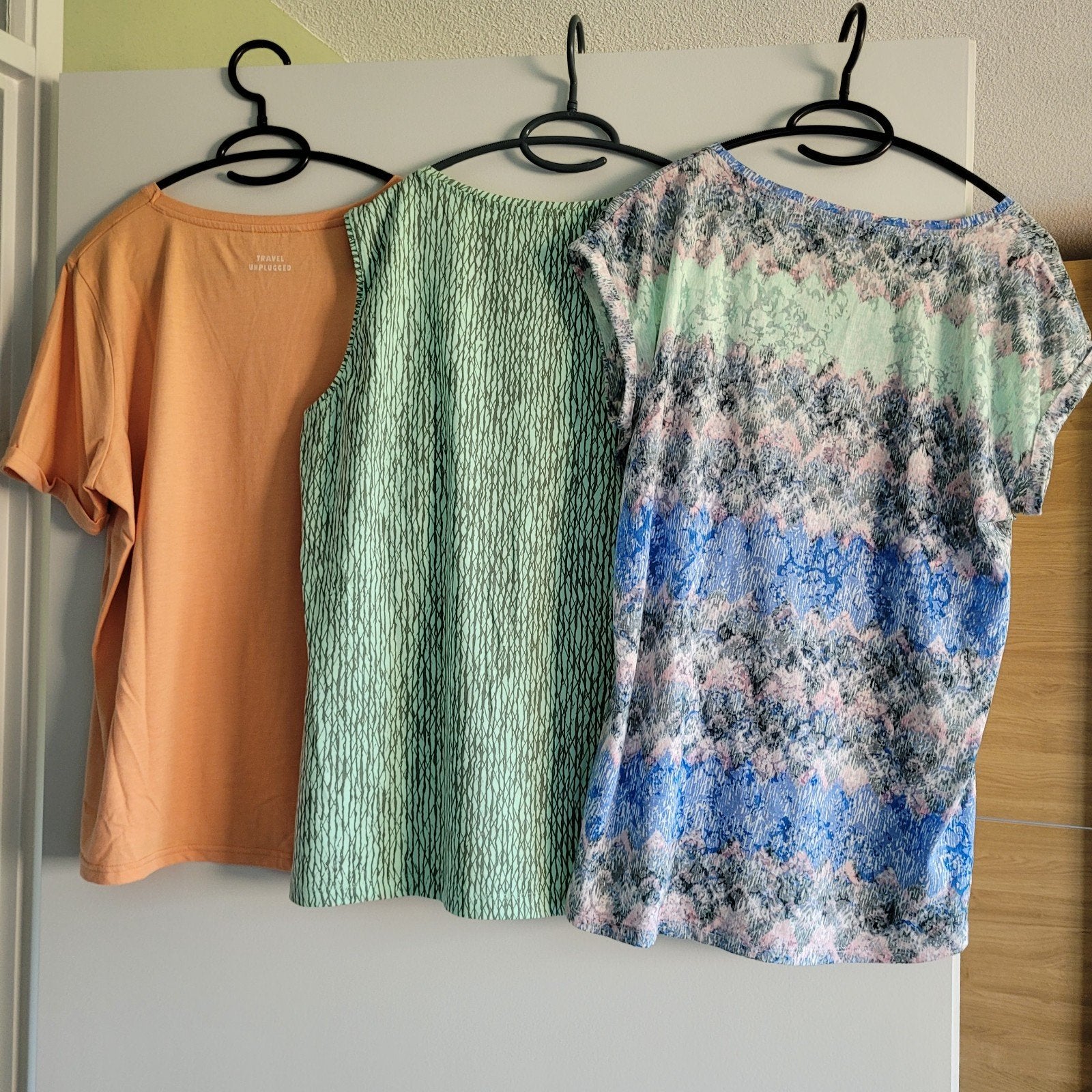3 leuke dames shirts maat L in 1 koop, Meerkleurig, Maat 42/44 (L), Ophalen of Verzenden, Korte mouw