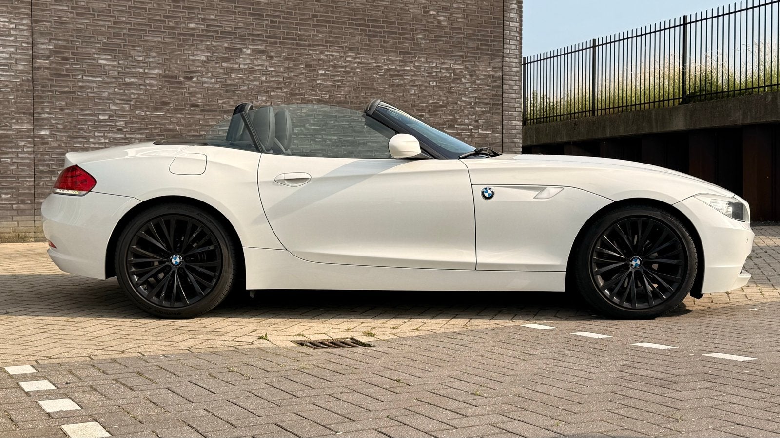 BMW Z4 2.5 Roadster Sdrive 23I 2010 Wit