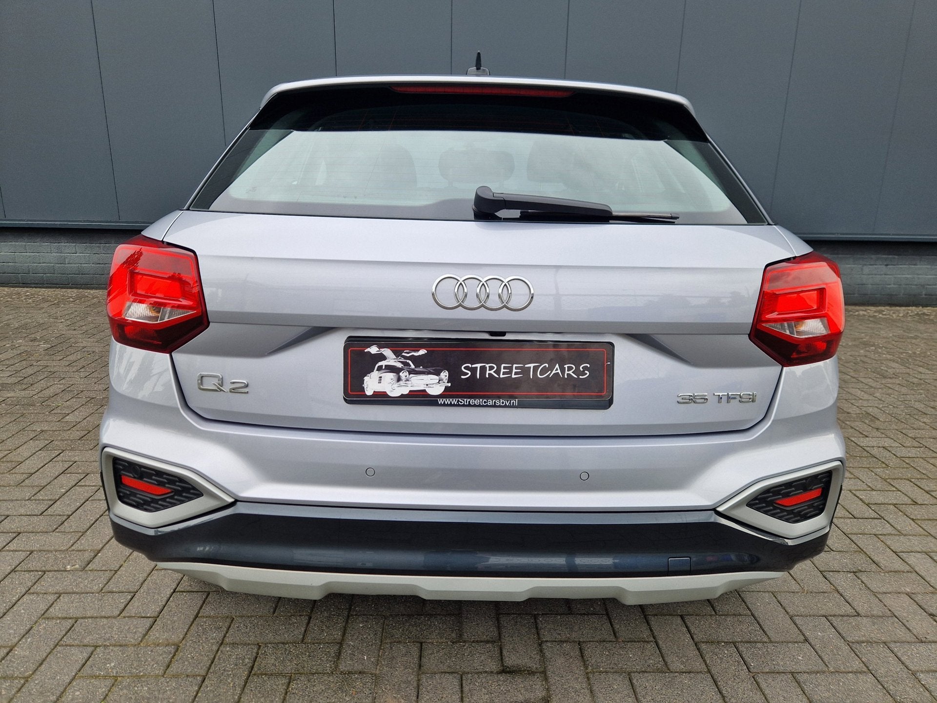 Audi Q2 35 TFSI 150PK /Adap Cruise /Stoelverwarm, Auto's, 4 cilinders, Leder en Stof, Bedrijf, 690 kg