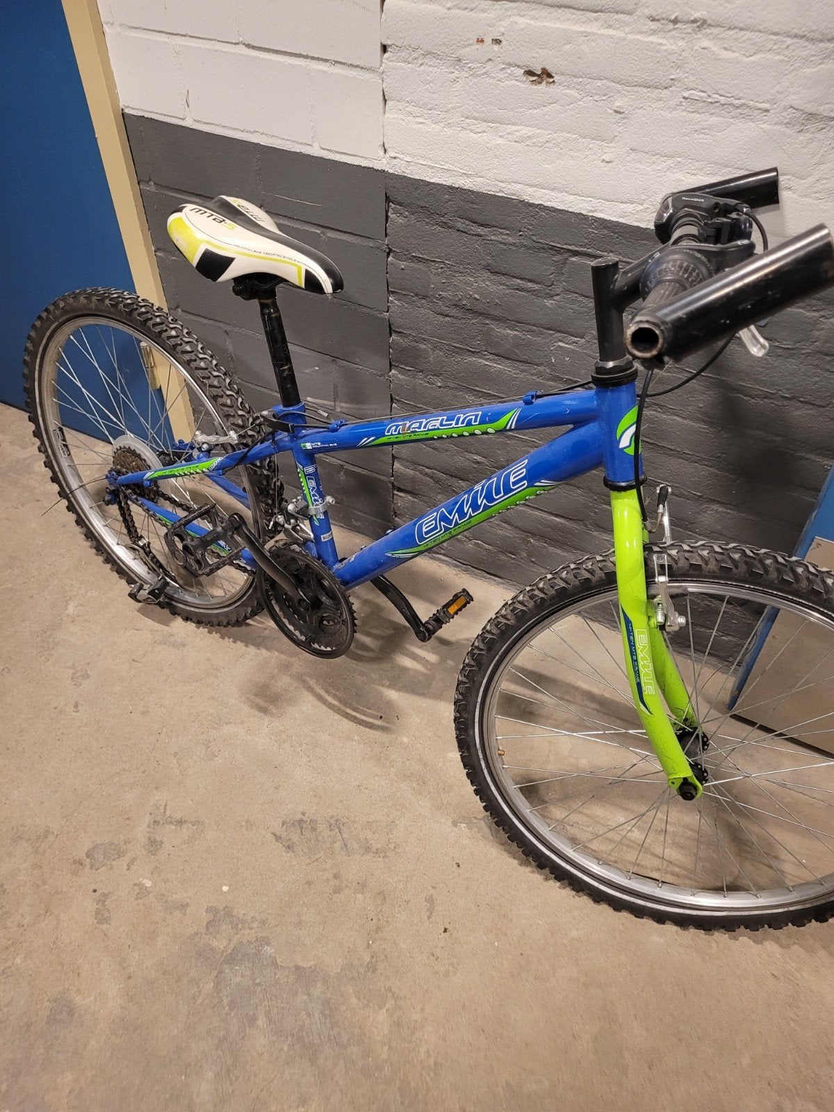 Leuke kinderfiets voor 5-6 jaar, derailleur moet vervangen, Ophalen of Verzenden, Gebruikt, 16 tot 20 inch, Emile