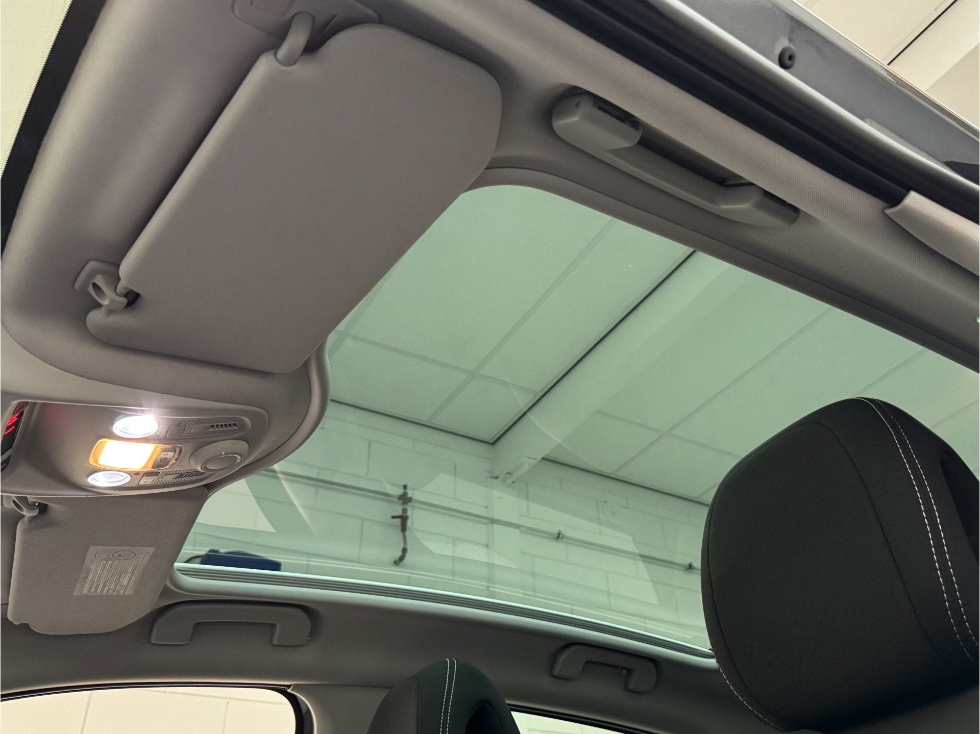 Citroën C4 1.6 THP Ligne Business EGS Distributie vervangen, Gebruikt, Zwart, 1650 kg, Origineel Nederlands