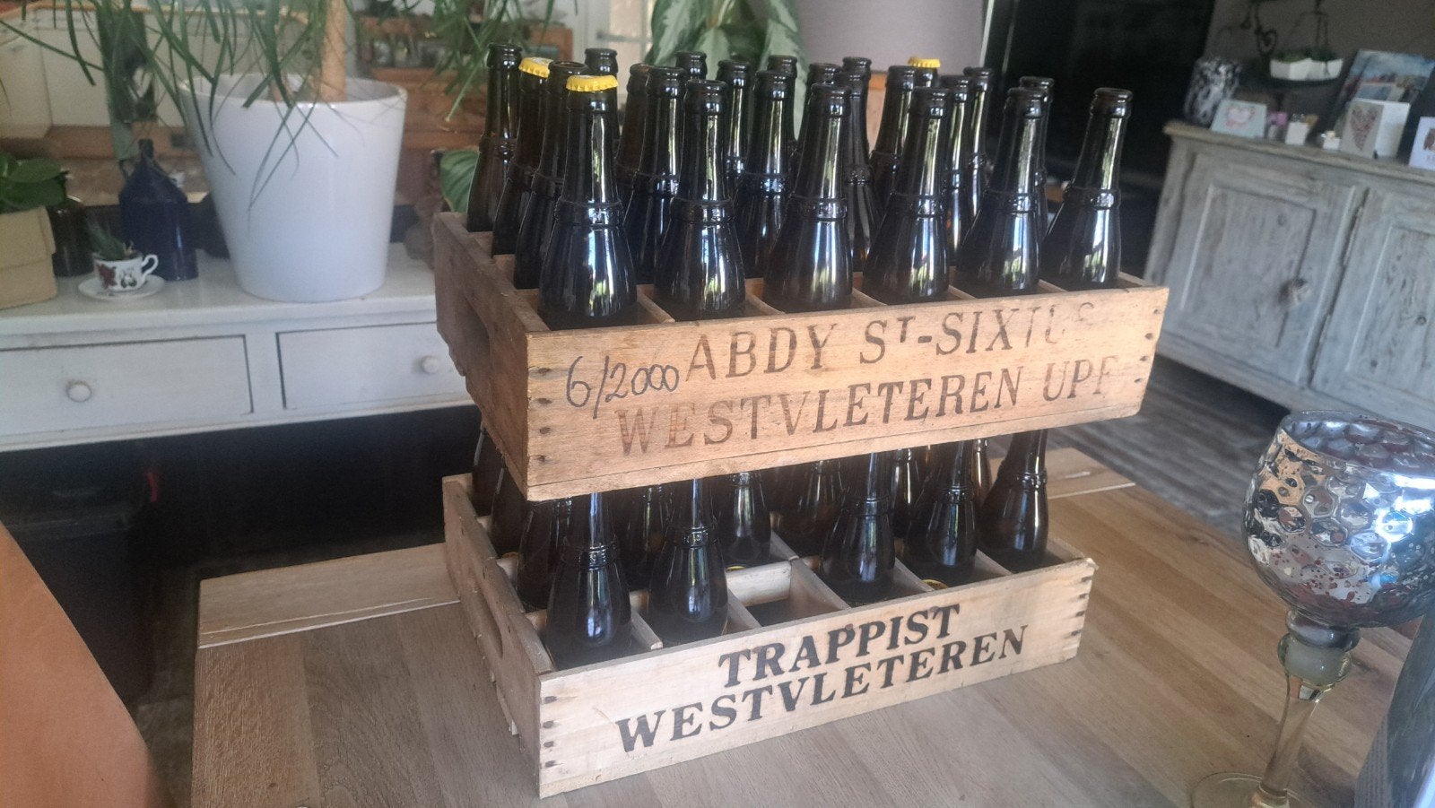2 lege kratten Westvleteren, Verzamelen, Biermerken, Ophalen, Gebruikt, Flesje(s), Overige merken