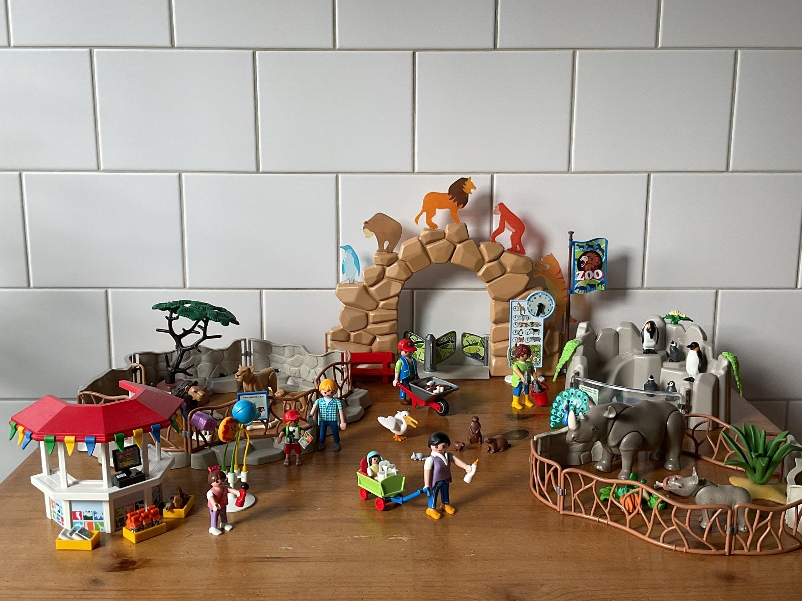 Foto 20 van PLAYMOBIL UITGEBREIDE GROTE DIERENTUIN 🐆 🦏 SUPER LEUK !!