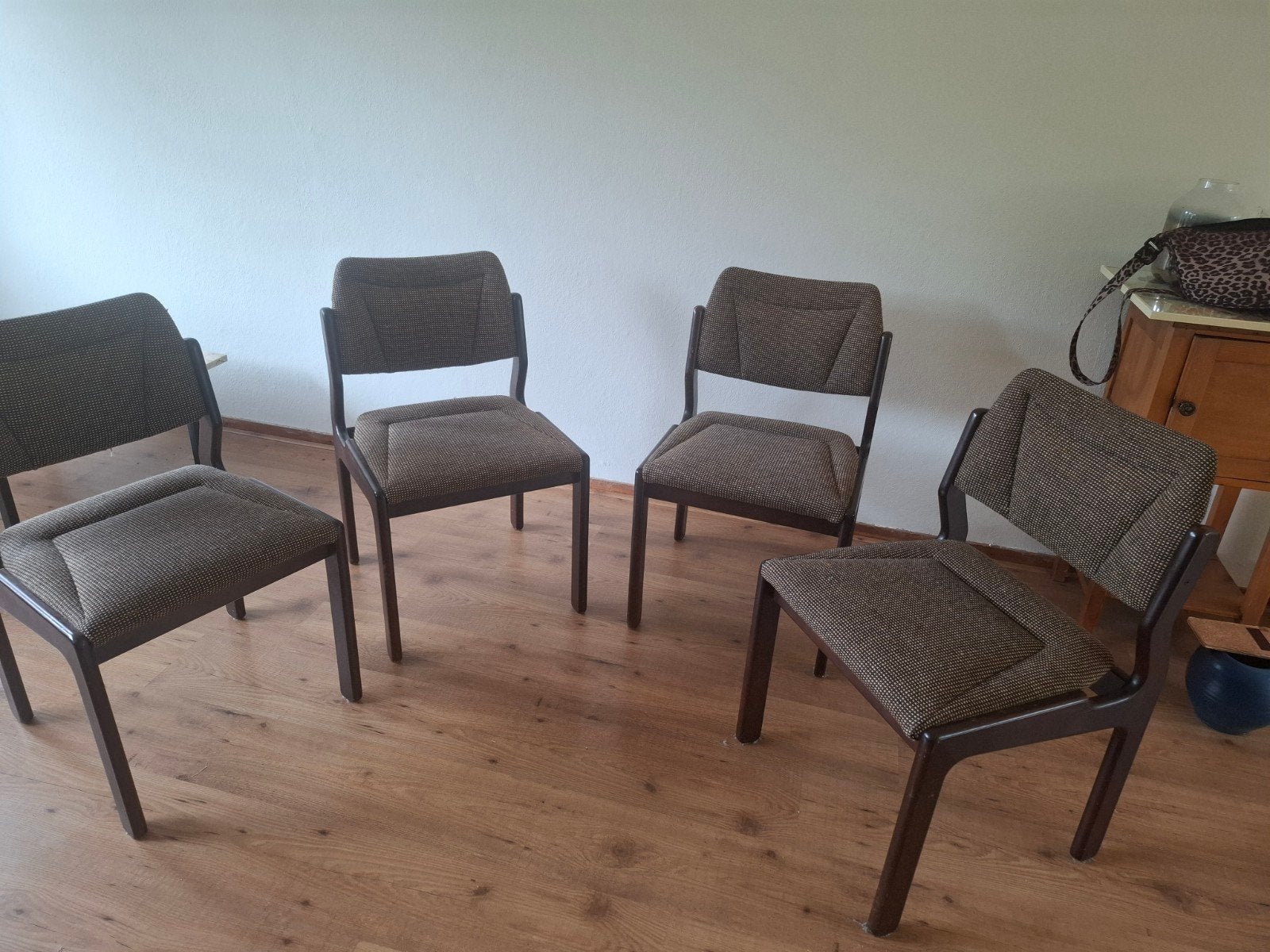 Set van 4 vintage eetkamerstoelen - Bruin/Beige, Ophalen, Gebruikt, Bruin, Vintage, Retro