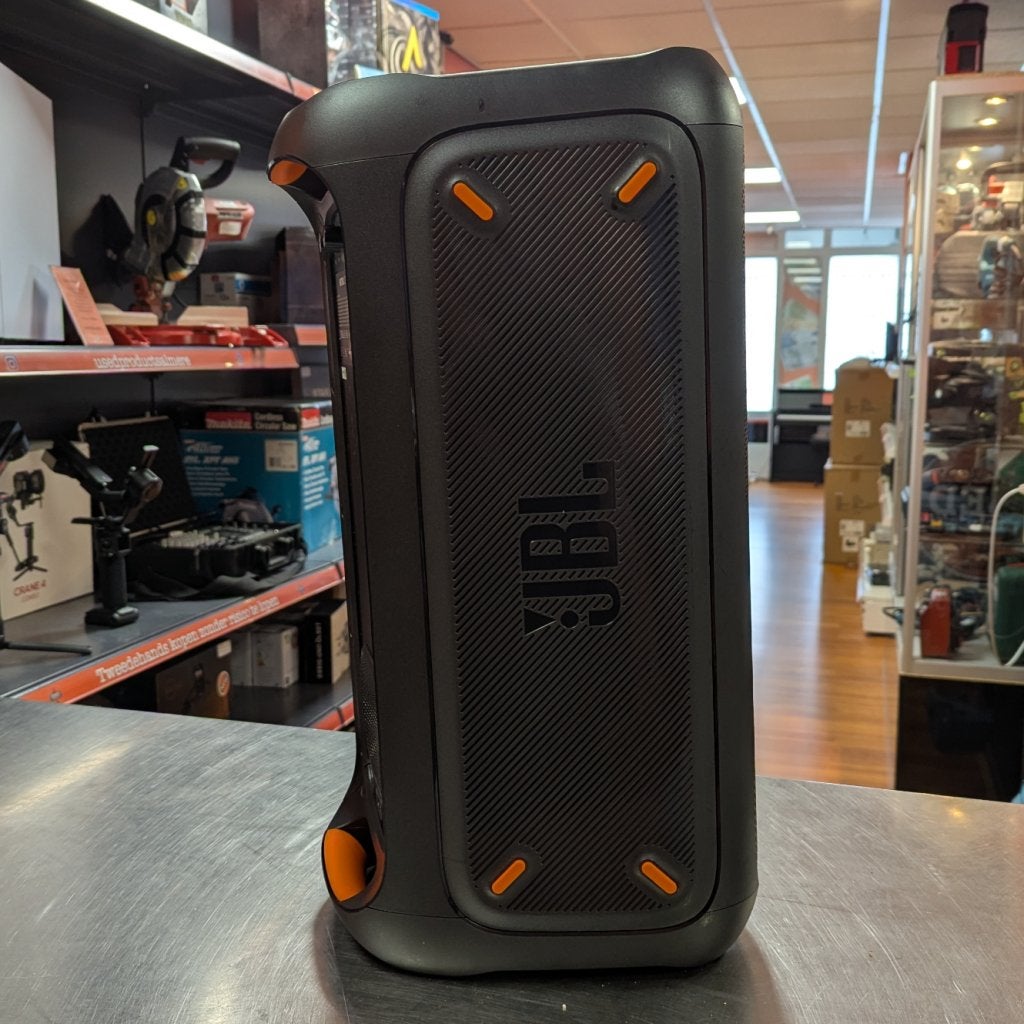 JBL PartyBox 100 Zwart | Nette staat, JBL, Zo goed als nieuw, Support@jbl.com, 400 Atlantic Street
Stamford, CT 06901
USA