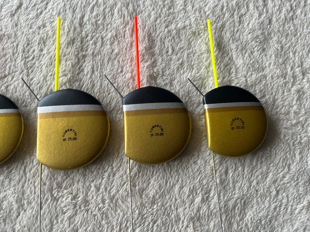 adv 74 / NIEUW serie 6 vlag dobbers TUBERTINI, Watersport en Boten, Hengelsport | Witvissen, Ophalen of Verzenden, Nieuw, Dobber of Lood