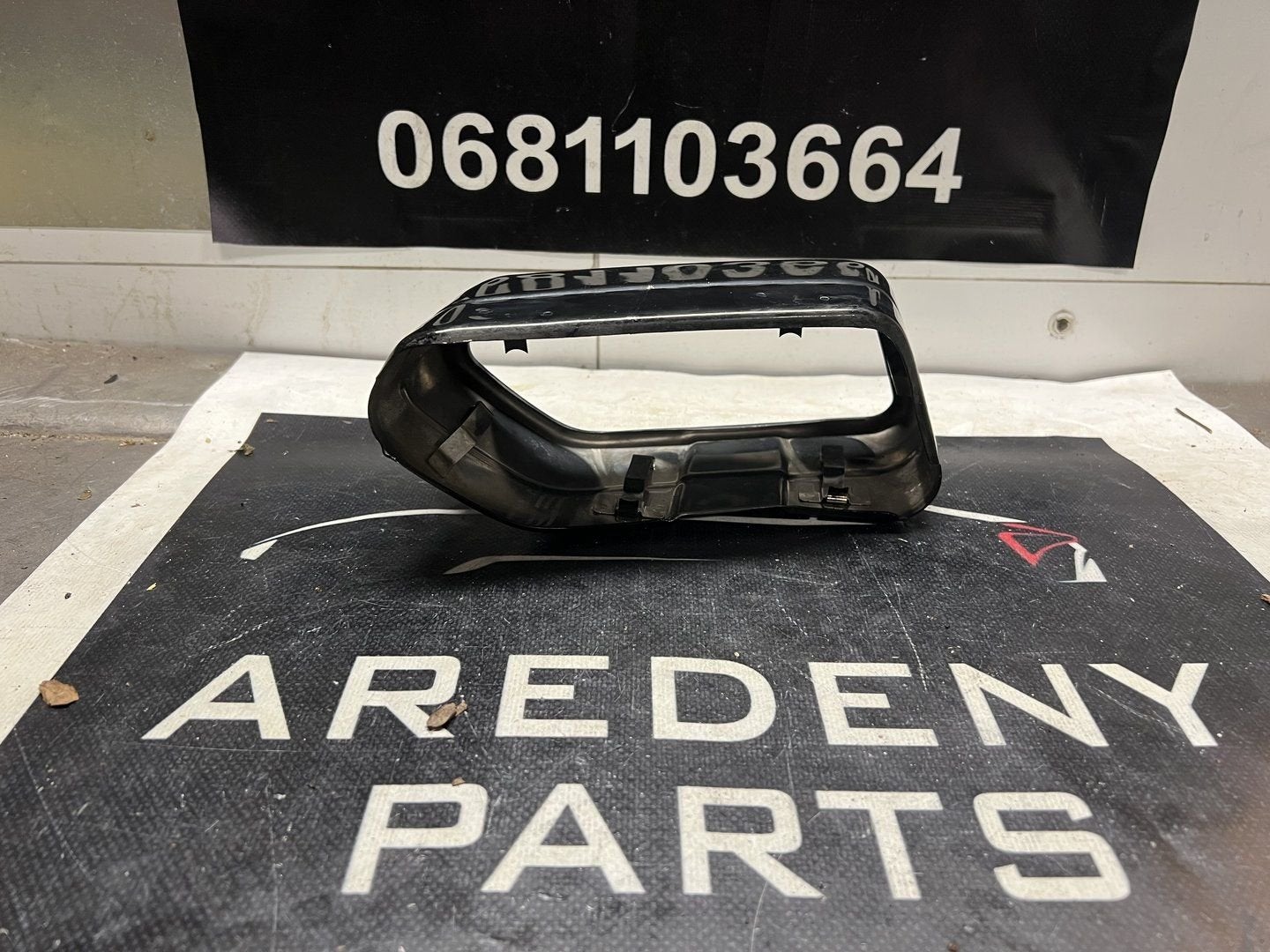 Foto 4 van BMW Z4 G29 Uitlaat Sierstuk Links Hoogglans Zwart 867918302