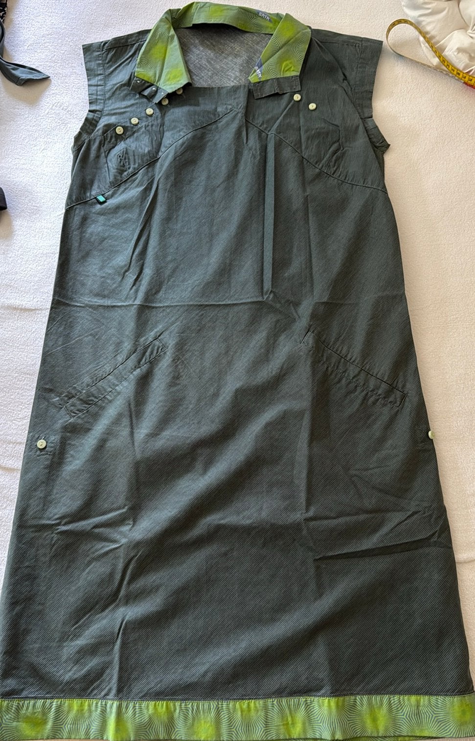 Skunk jurkje M, Maat 38/40 (M), Ophalen of Verzenden, Zo goed als nieuw, Boven de knie