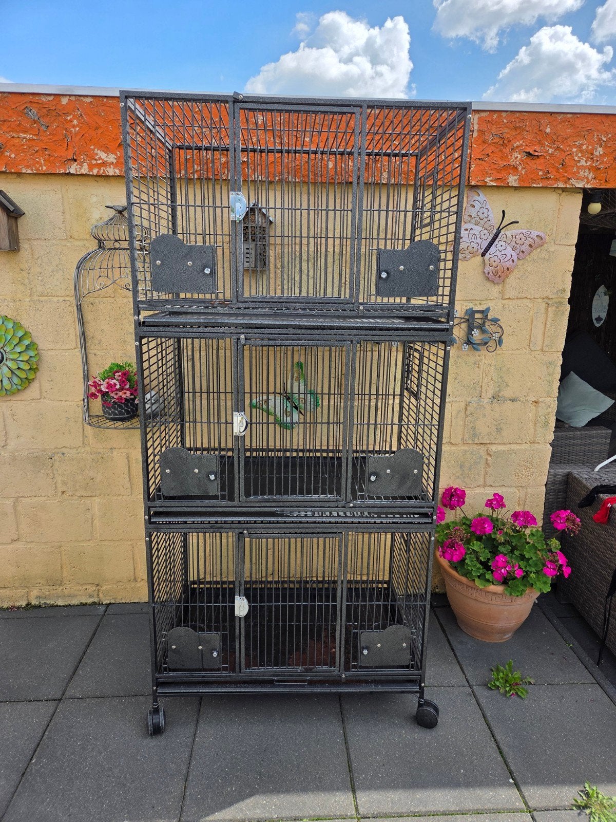 stevige vogel kooi te koop , wegens stoppen hobby.., Ophalen, Gebruikt, Metaal, Vogelkooi