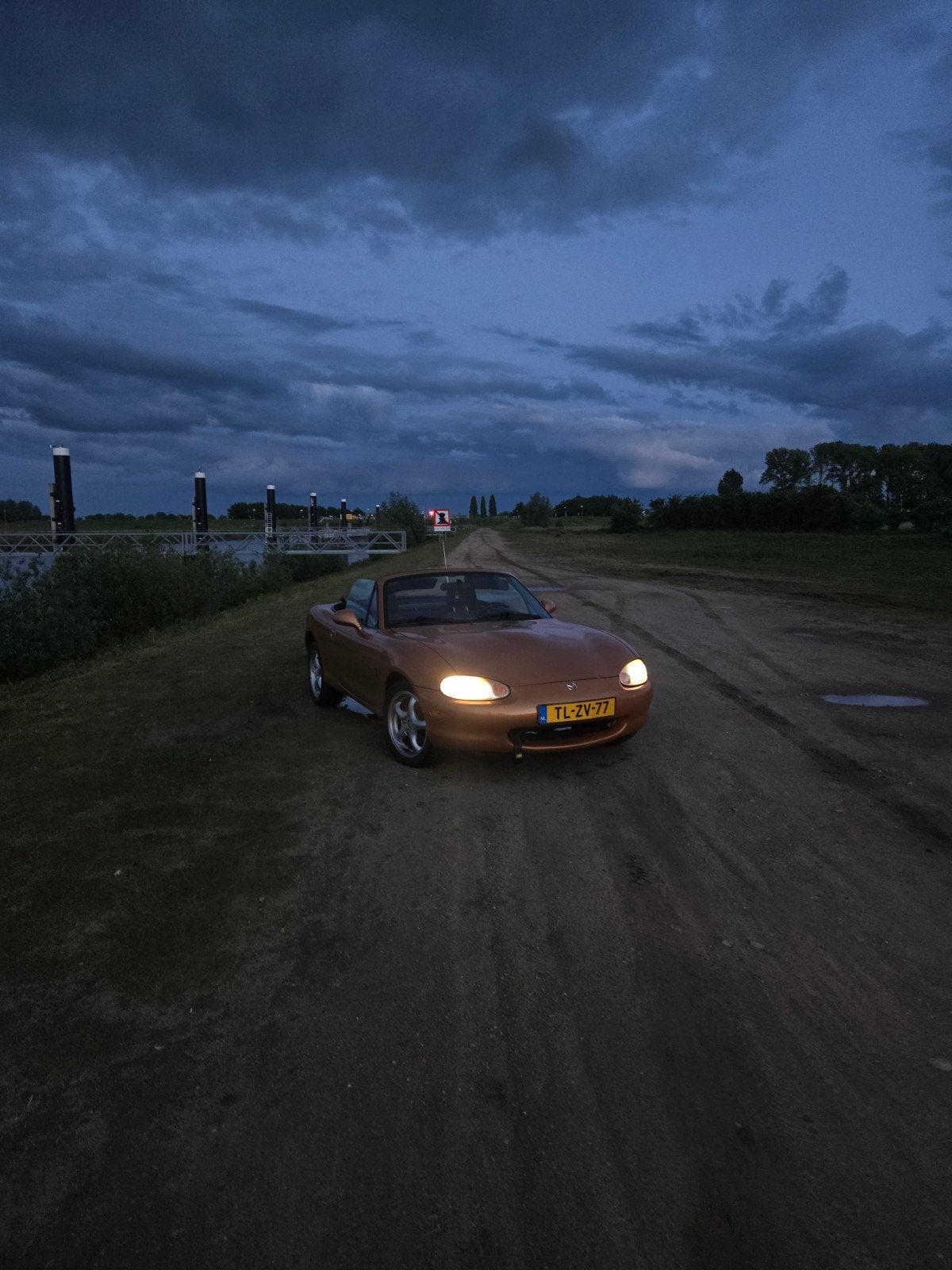 Mazda MX-5 1.6 I 1998, Auto's, Mazda, Particulier, MX-5, Airbags, Elektrische ramen, Lichtmetalen velgen, Open dak, Benzine, Euro 3