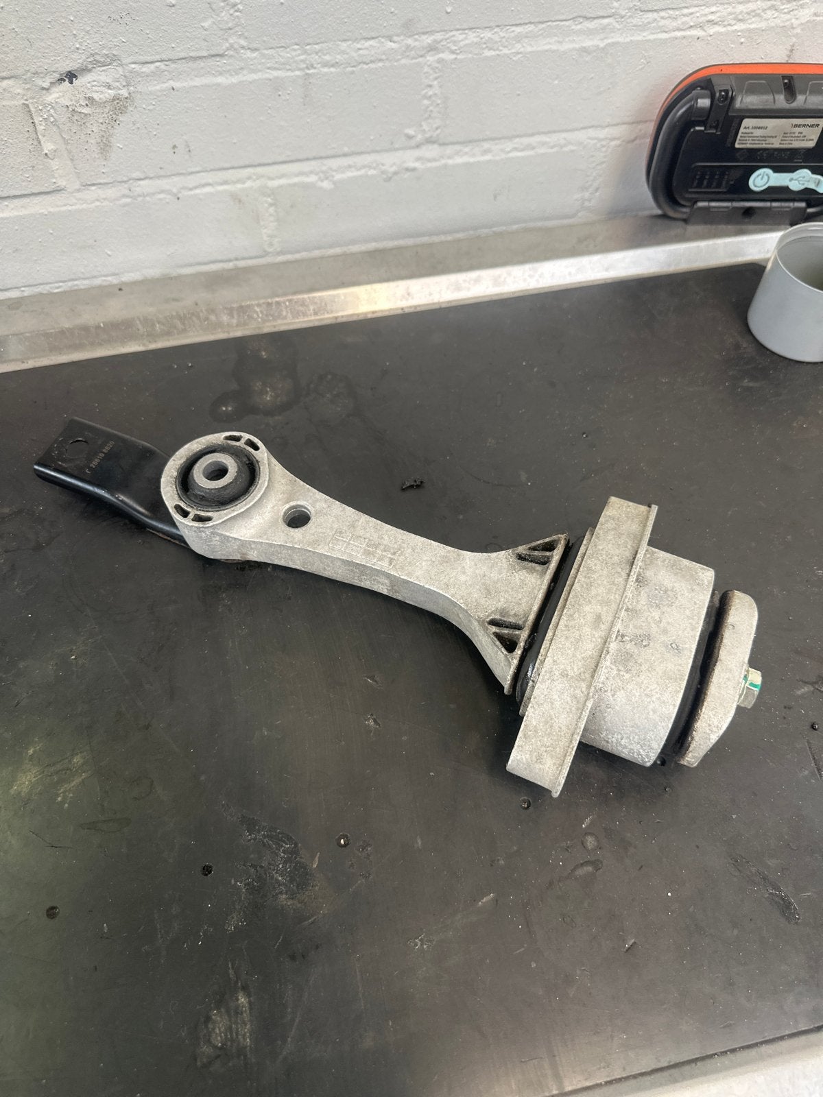 Dogbone motorsteun 1.8 20VT, Ophalen, Gebruikt, Volkswagen