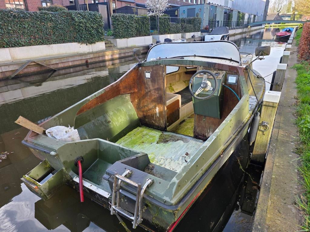 Inter 500 boot met werk, Ophalen