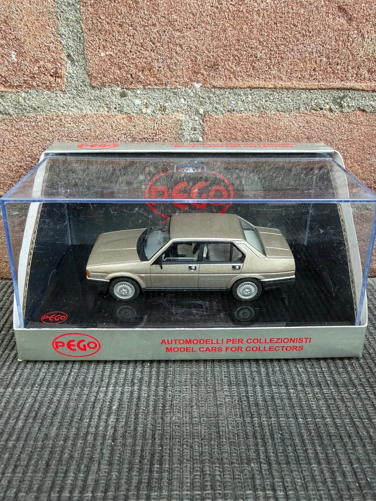 1:43 Pego Alfa Romeo alfa 90 (3) …….. 19,50, Ophalen of Verzenden, Nieuw, Auto, Overige merken