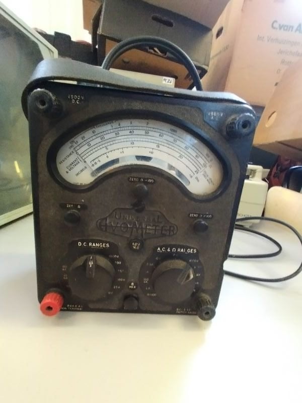 Elektronica vintage Avo-meter, Ophalen, Gebruikt