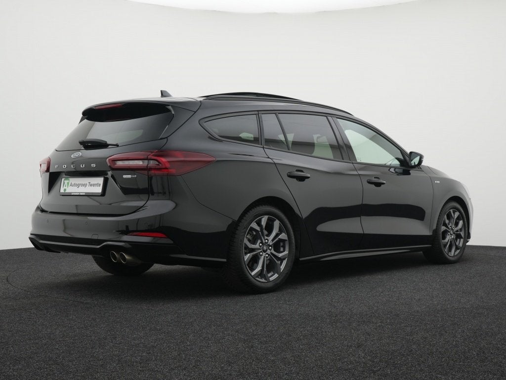 Ford Focus 1.0 Ecoboost automaat ST line X | Panoramdak | Af, 12 maanden, Stof, Gebruikt, Zwart