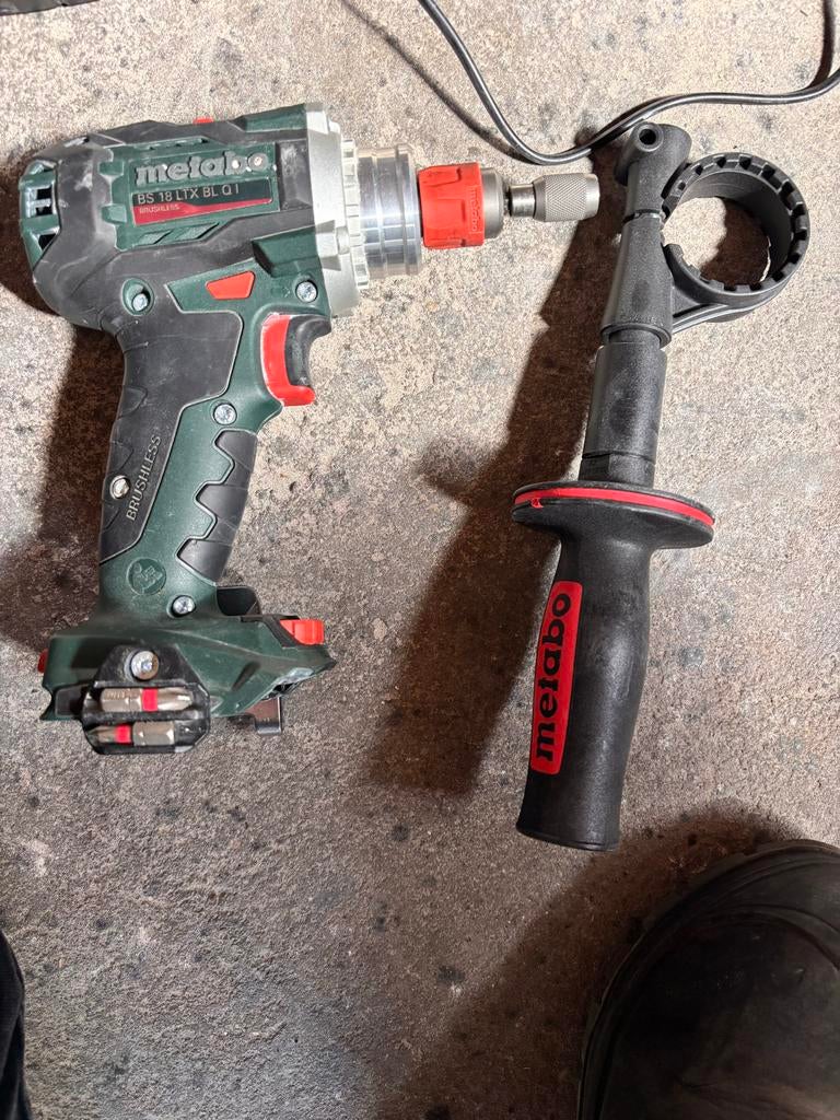 Metabo BS 18 LTX BL Quick Boor-/Schroefmachine Set, Ophalen, 600 watt of meer, Variabele snelheid, Zo goed als nieuw