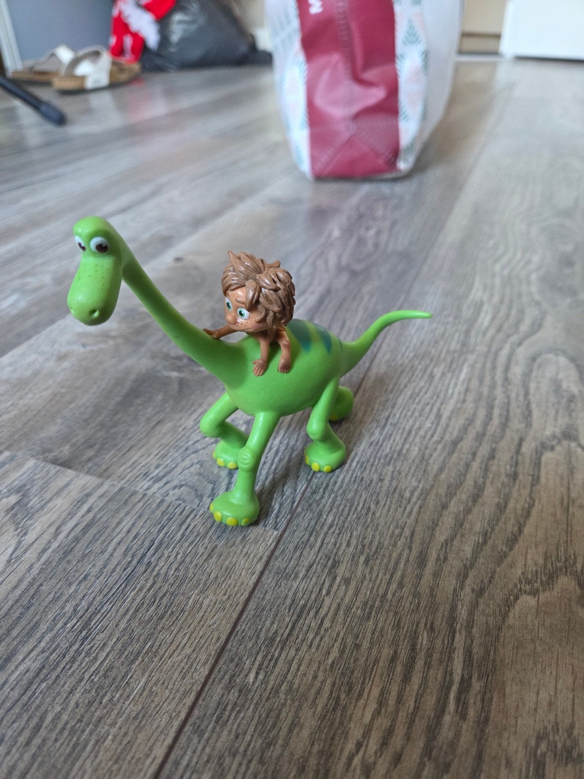 Dino en Spot speelfiguren uit The Good Dinosaur, Ophalen of Verzenden, Gebruikt