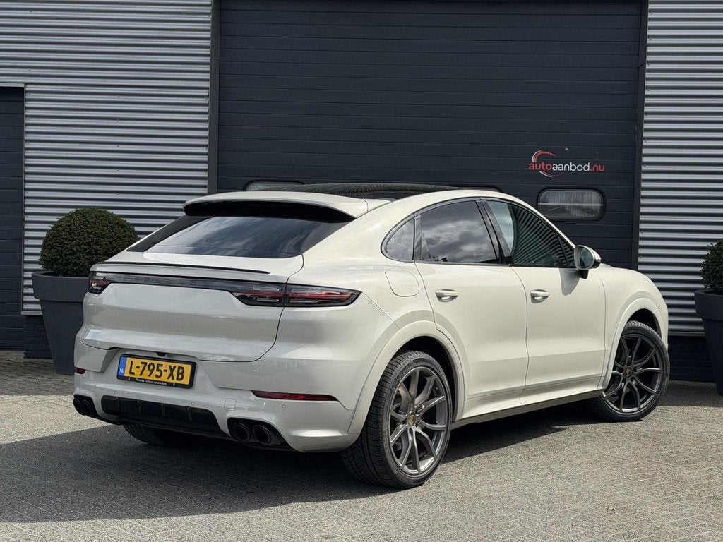 Porsche Cayenne Coupé 3.0 E-Hybrid | Sport Chrono | 360* Ca, Auto's, Porsche, Cayenne, 14 kWh, Gebruikt, 2995 cc