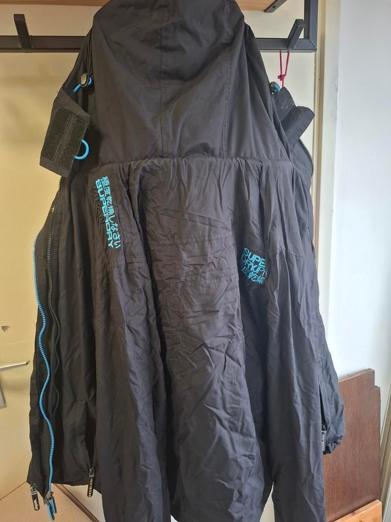 Superdry jas, Maat 48/50 (M), Zwart, Ophalen of Verzenden, Gedragen