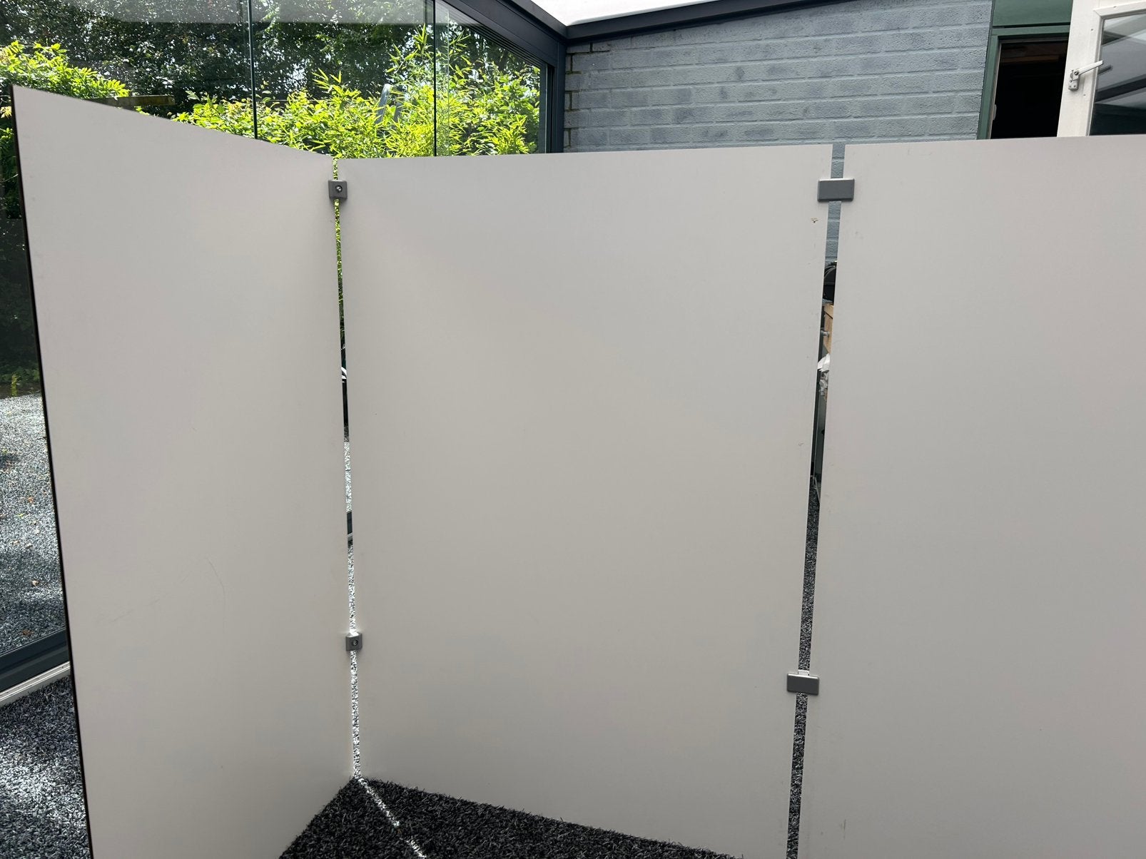 Expositie wand, Ophalen