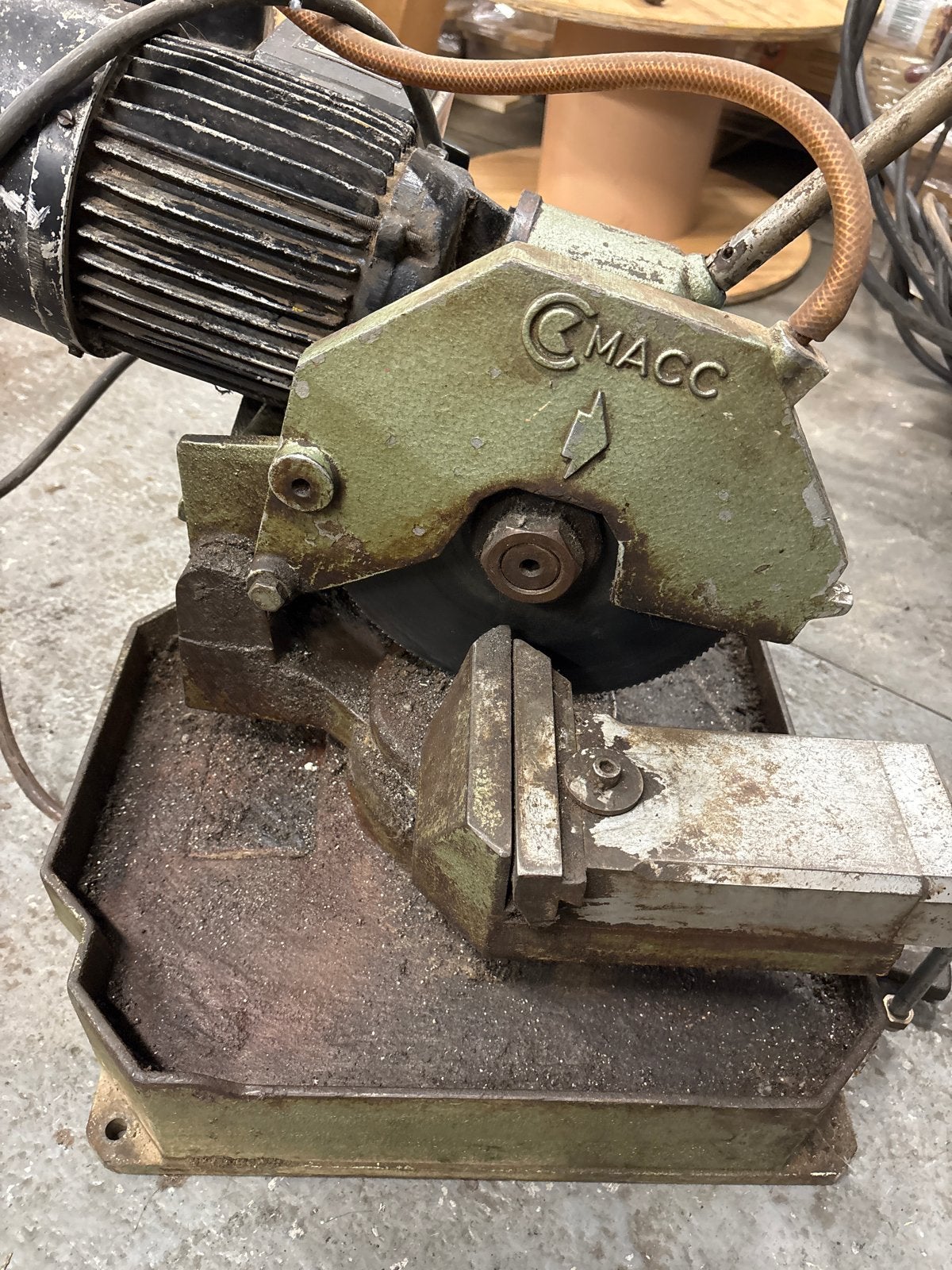 MACC Afkortzaag - Gebruikt maar functioneel, Gebruikt, 70 mm of meer, Ophalen of Verzenden, Afkortzaag