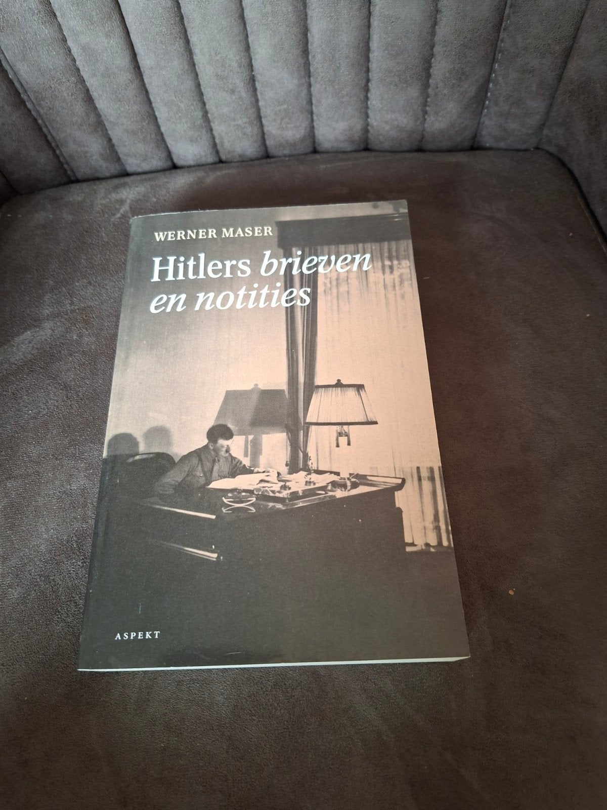 Hitlers brieven en notities - Werner Maser (Boek), 20e eeuw of later, Europa, Ophalen of Verzenden, Zo goed als nieuw
