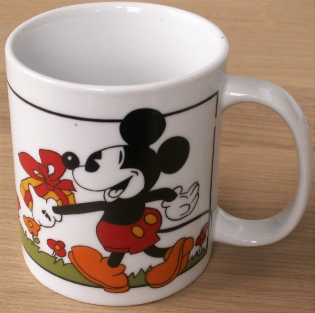 Disney beker met Mickey en Minnie, Ophalen of Verzenden, Overige figuren, Nieuw, Beeldje of Figuurtje
