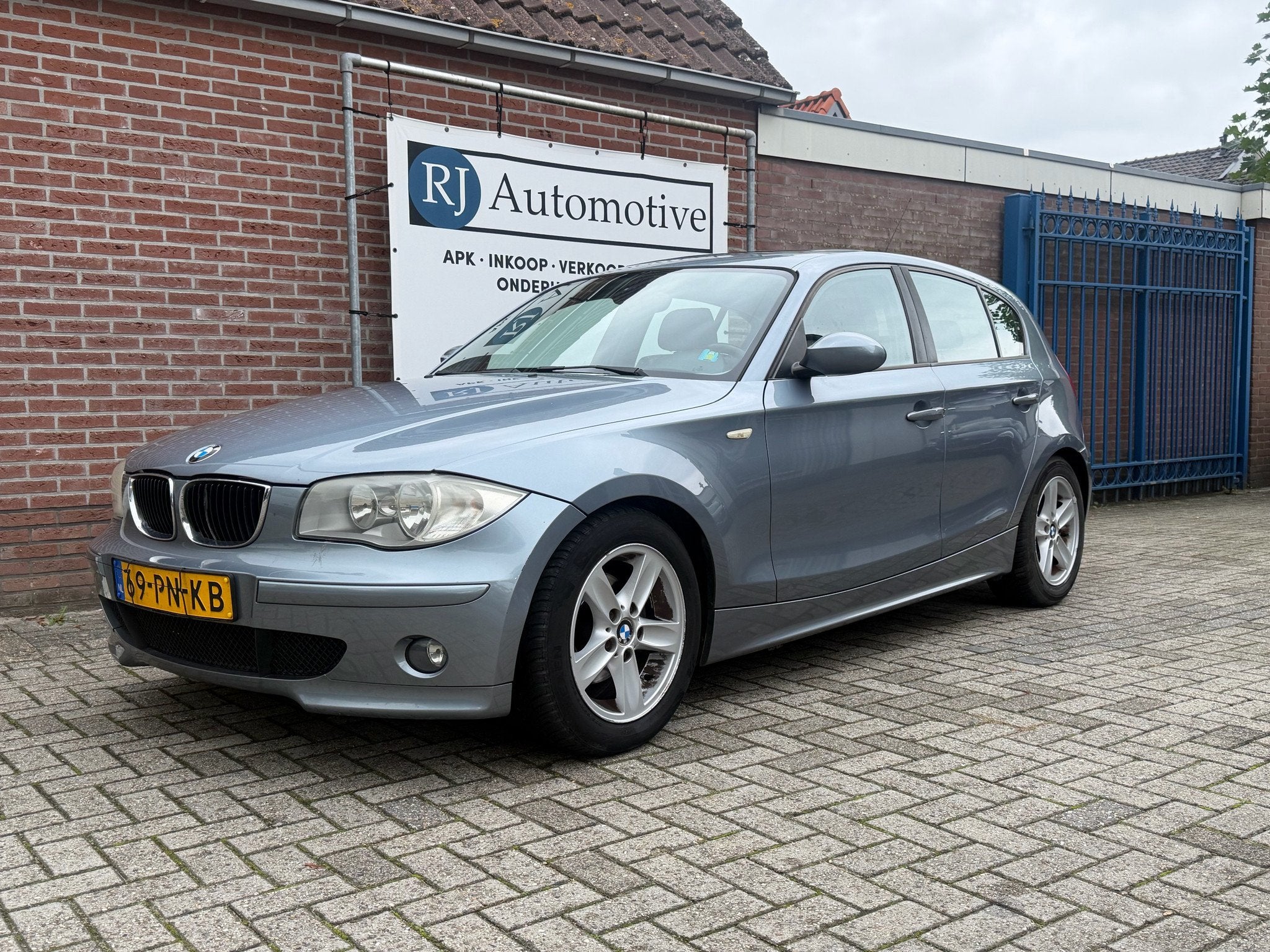BMW 1 Serie 116I NIEUWE APK/OPEN DAK (bj 2004), Auto's, 1596 cc, Gebruikt, 4 cilinders, 635 kg